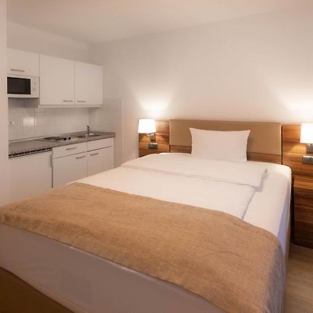 Downtown VI Vadi Hotel Мюнхен Екстер'єр фото
