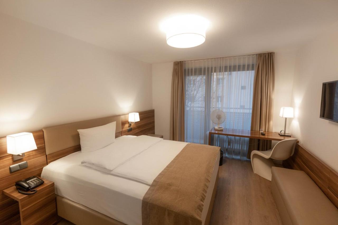 Downtown VI Vadi Hotel Мюнхен Екстер'єр фото