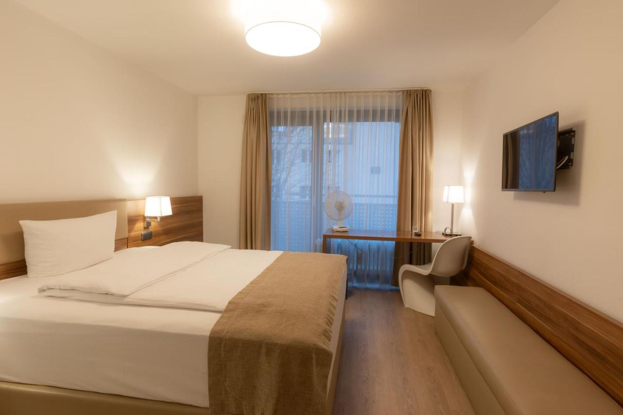 Downtown VI Vadi Hotel Мюнхен Екстер'єр фото