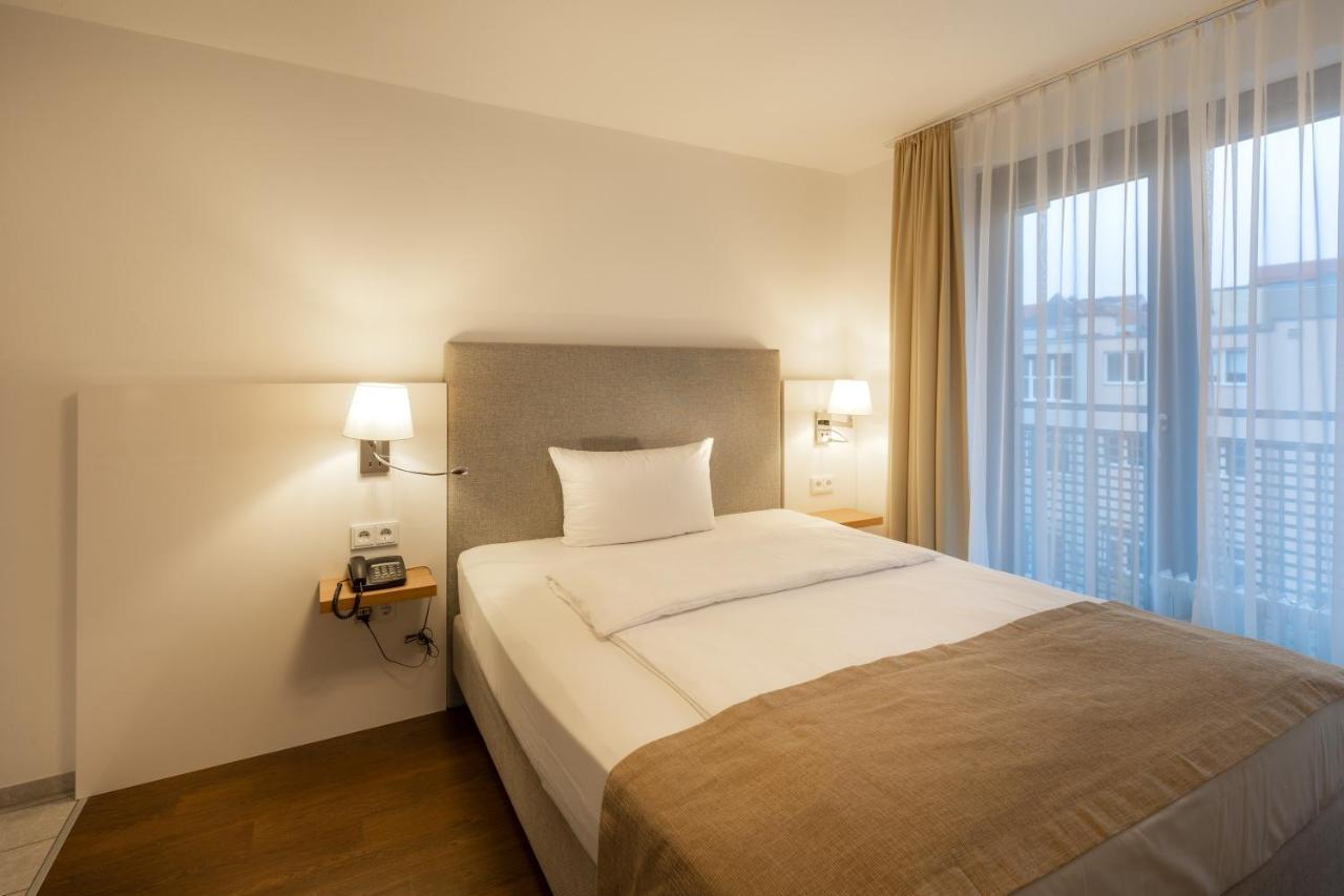 Downtown VI Vadi Hotel Мюнхен Екстер'єр фото