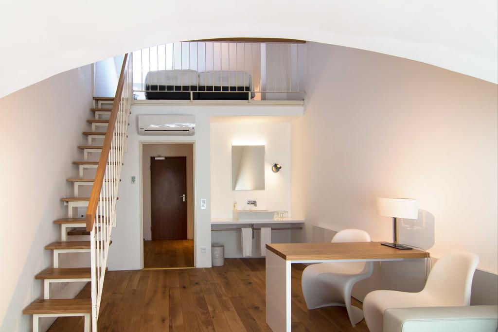 Downtown VI Vadi Hotel Мюнхен Екстер'єр фото