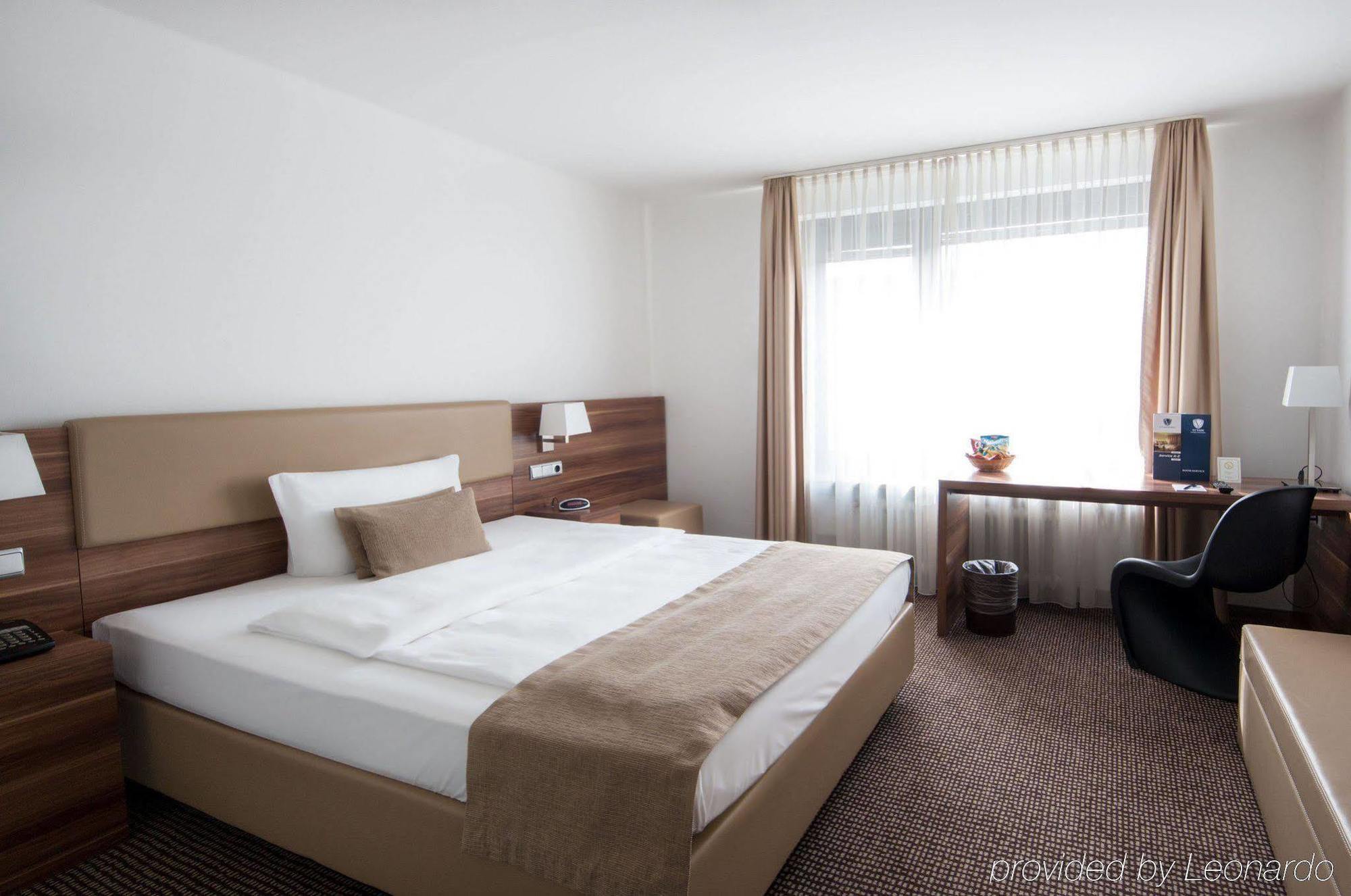 Downtown VI Vadi Hotel Мюнхен Екстер'єр фото