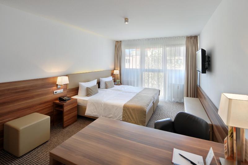 Downtown VI Vadi Hotel Мюнхен Екстер'єр фото