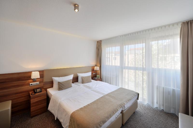 Downtown VI Vadi Hotel Мюнхен Екстер'єр фото